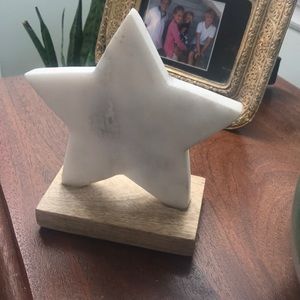 5/$20!  Marble star decor piece